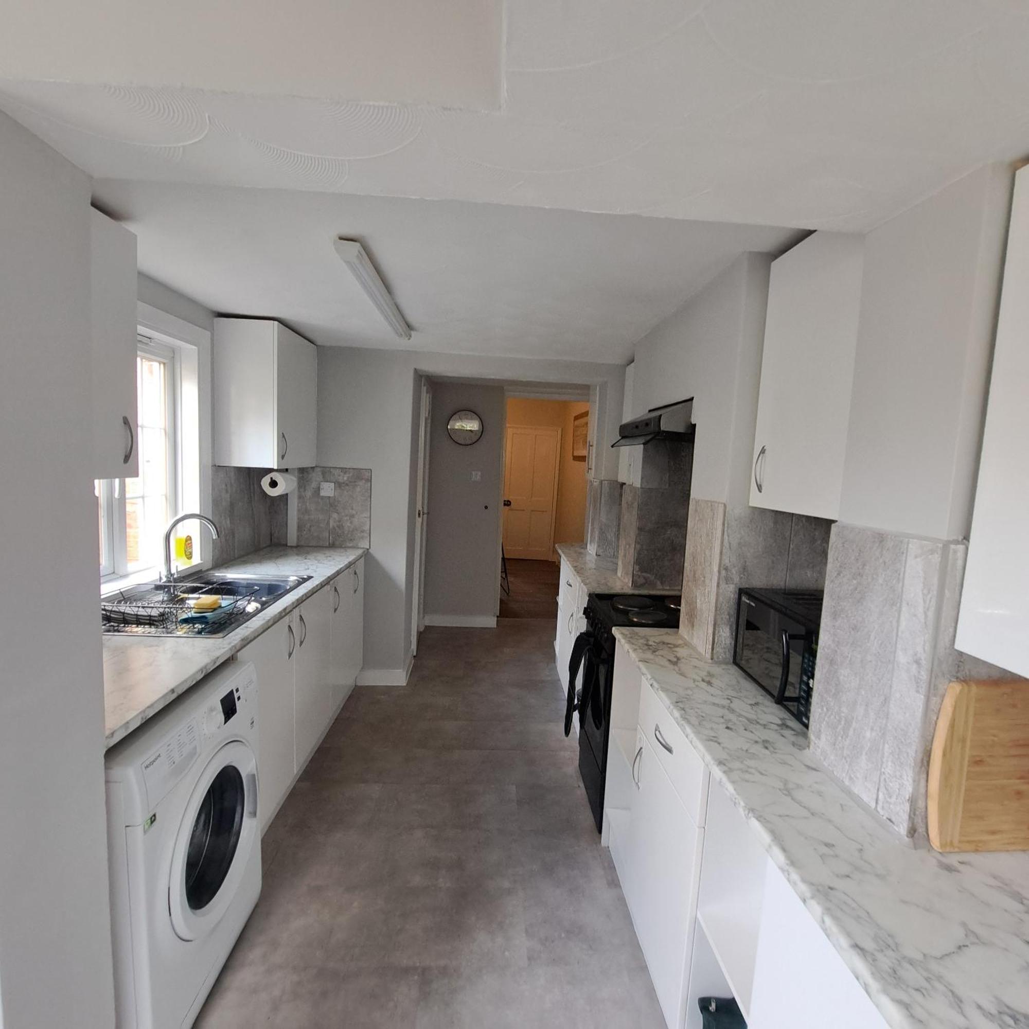 Generous 3 Bed In The Heart Of The Village Huntingdon Exteriör bild